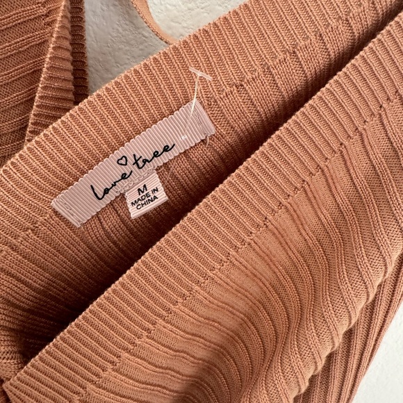 Off the shoulder tie around sweater Medium - Picture 4 of 5